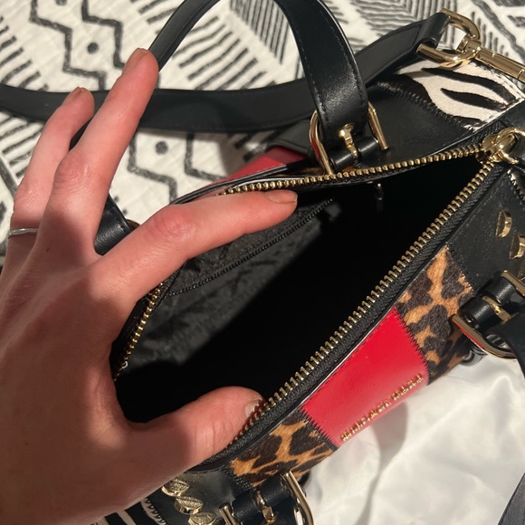 Michael Kors animal print purse with matching wallet - Picture 4 of 6